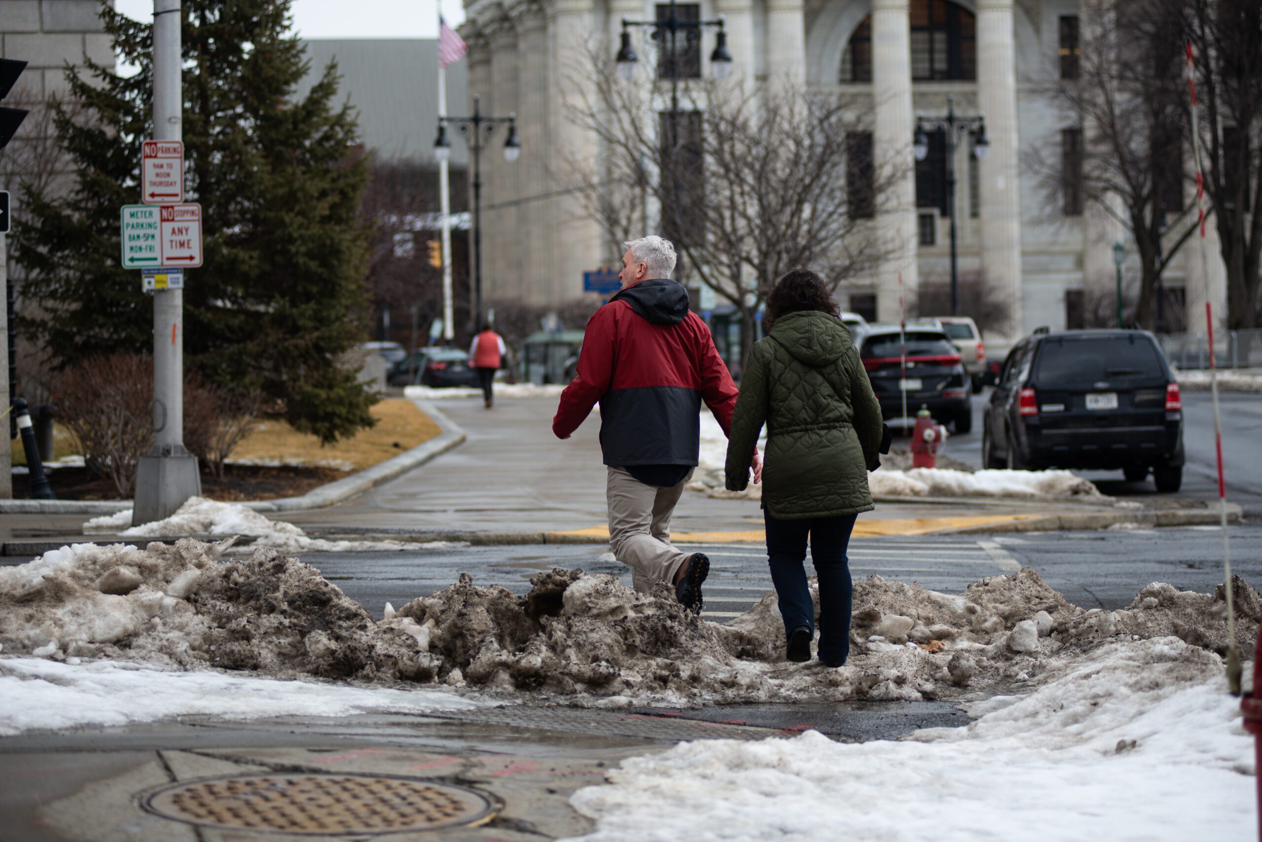 After snow storms, Albany pedestrians feel left out in the cold